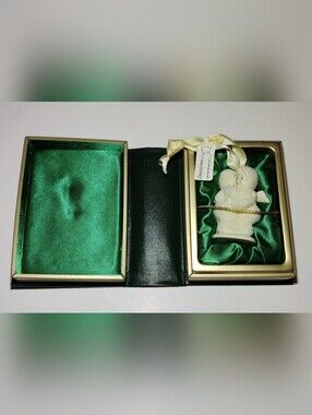 Department 56 Snowbabies Give Someone A Hug Porcelain Christmas Ornament Boxed